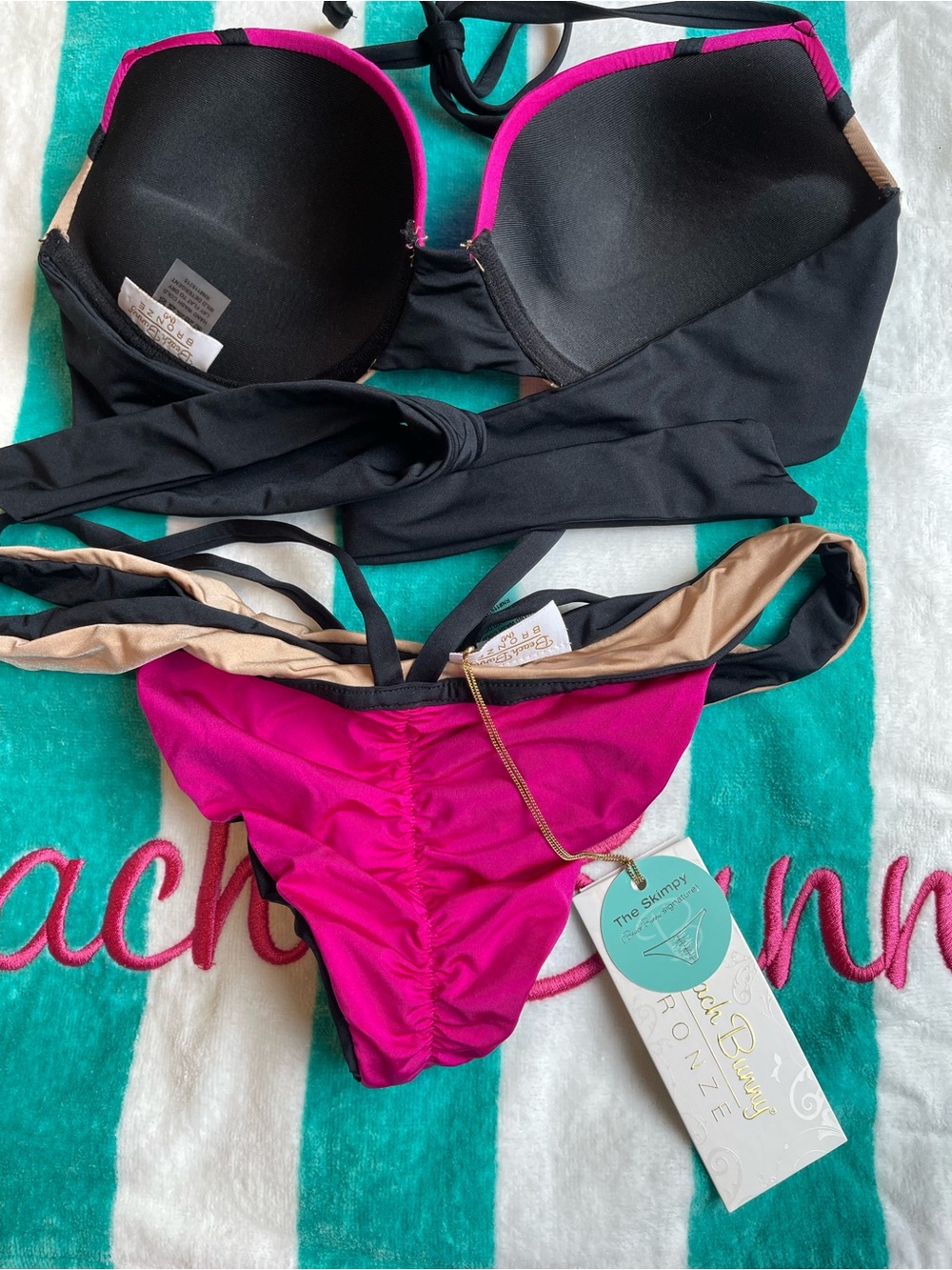 NWT beach bunny bikini medium set - Picture 5 of 10